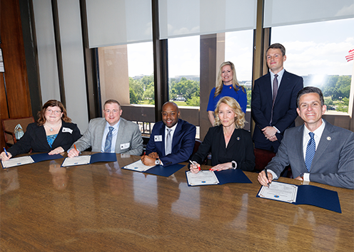 NAW2026-03-signing