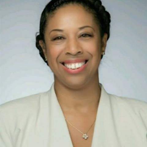 Headshot of Traci Scott